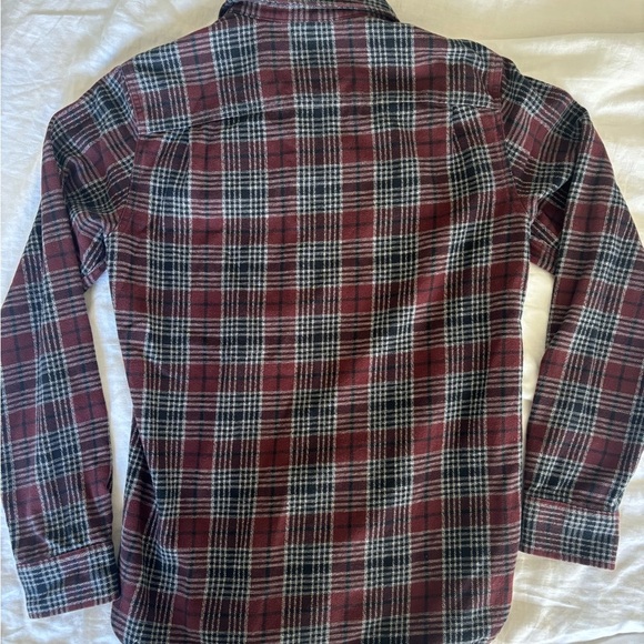 The North Face Men's Casual Plaid Flannel Button Down Shirt - Burgundy and Black - Picture 4 of 6